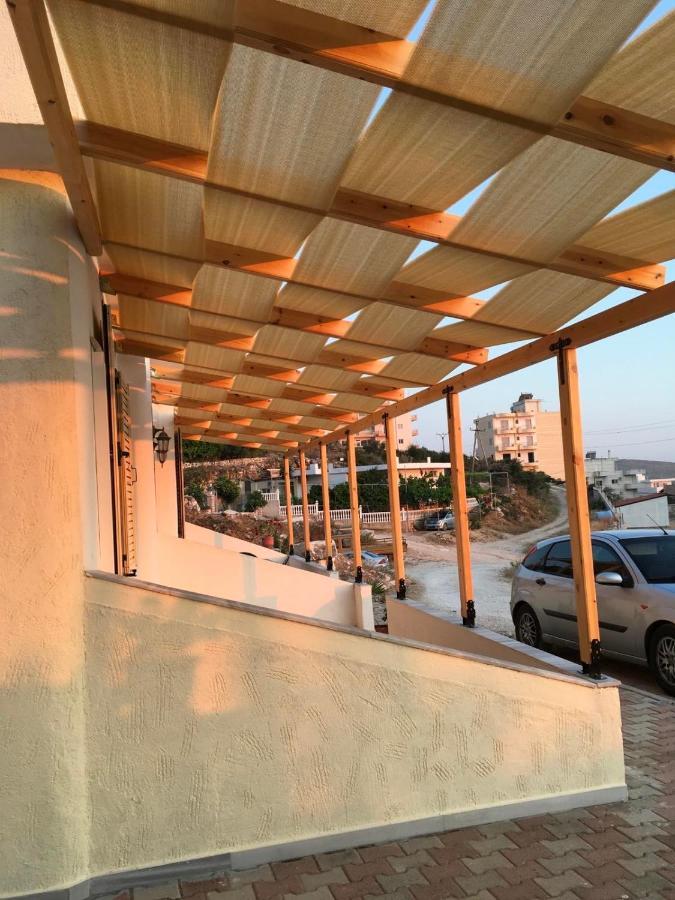 Bluemoon Suites Sarandë Buitenkant foto