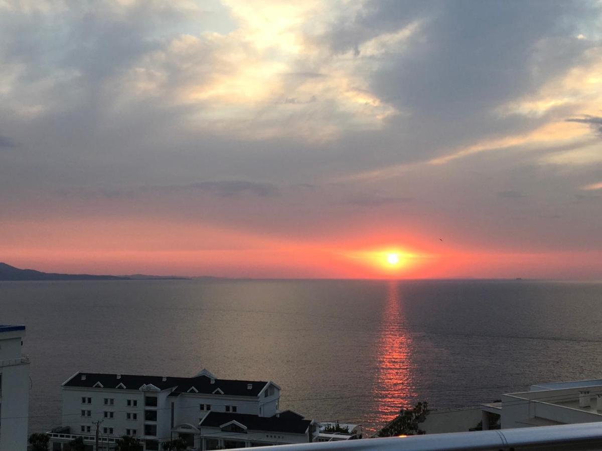 Bluemoon Suites Sarandë Buitenkant foto