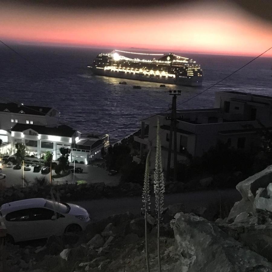 Bluemoon Suites Sarandë Buitenkant foto