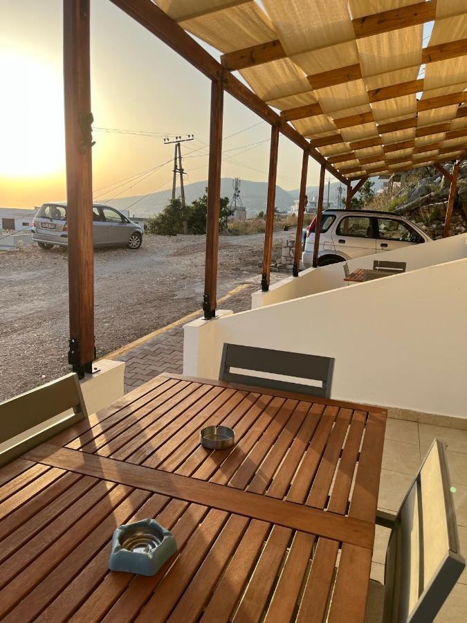 Bluemoon Suites Sarandë Buitenkant foto