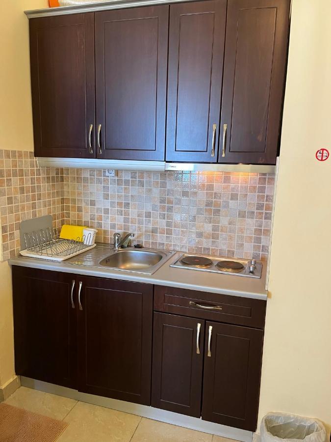 Bluemoon Suites Sarandë Buitenkant foto