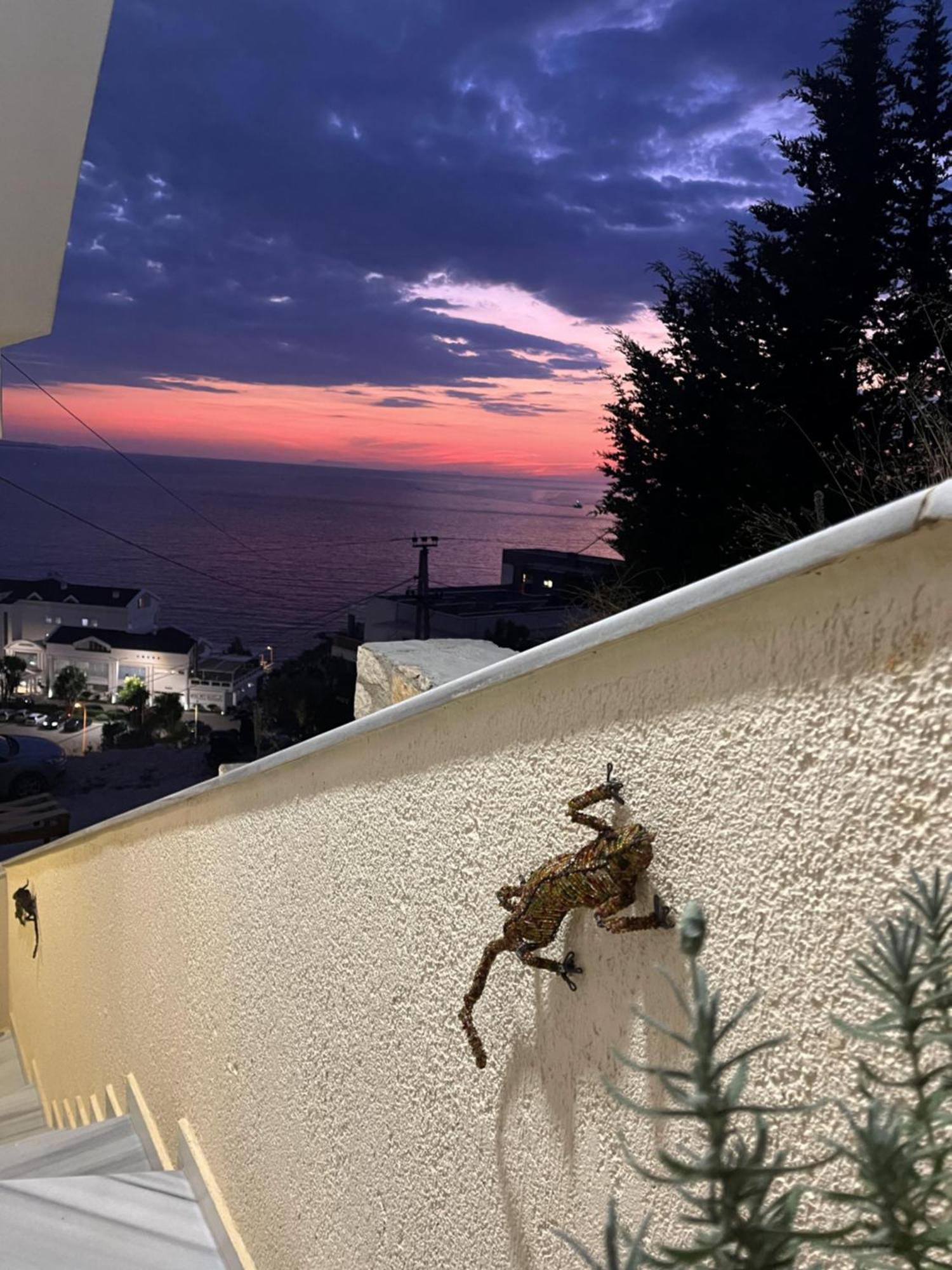 Bluemoon Suites Sarandë Buitenkant foto