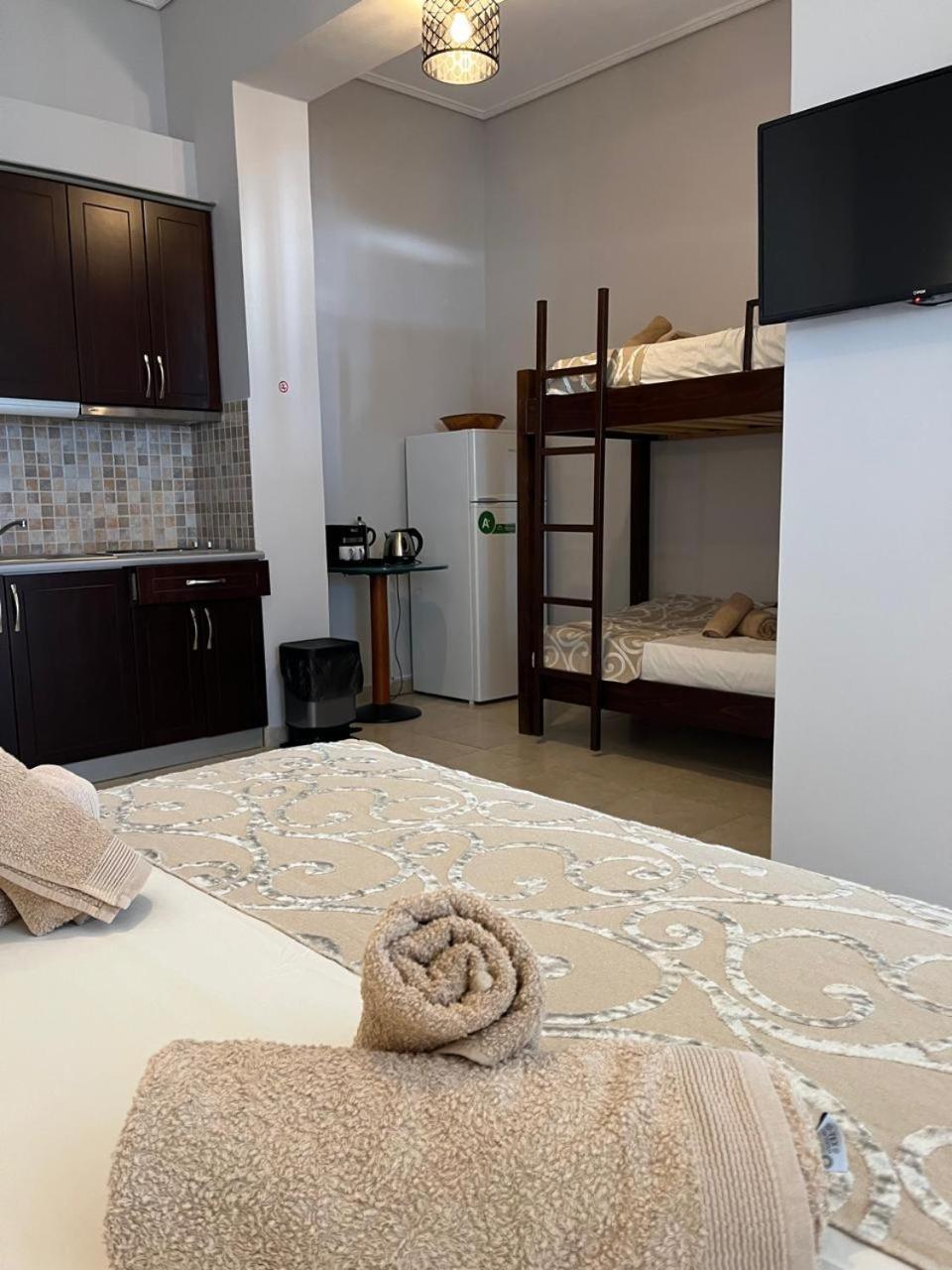 Bluemoon Suites Sarandë Buitenkant foto